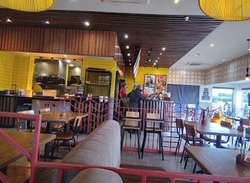 botswana/north-west-district/restaurant/nando-s-maun