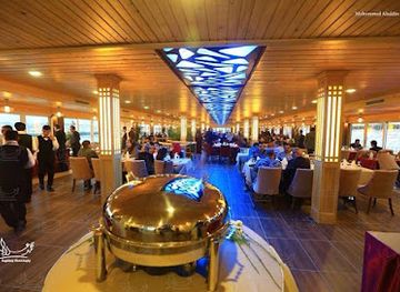 iraq/western-desert/restaurant/jadiriyah-floating-restaurant