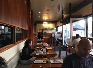 california/costa-mesa/restaurant/eat-chow