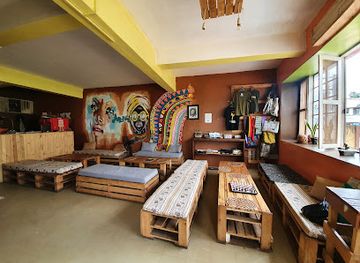 uganda/murchison-falls-national-park/restaurant/the-rolex-guy-entebbe