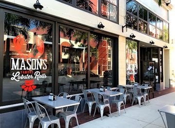 florida/fort-myers/restaurant/mason-s-famous-lobster-rolls