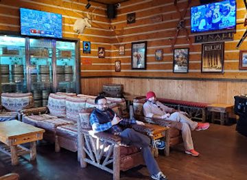 indiana/turkey-run-state-park/restaurant/twin-peaks