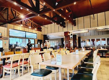 philippines/manila/restaurant/the-aristocrat-restaurant