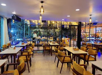 india/hyderabad/hussain-sagar/restaurant/10d-bistro-thrill-city