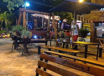 paraguay/san-bernardino/restaurant/la-alemana