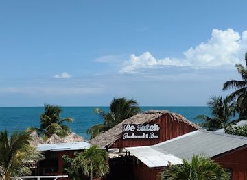belize/stann-creek-district/restaurant/de-tatch-food
