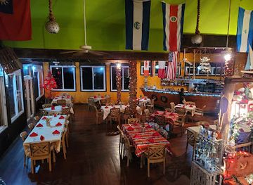 honduras/roatan/restaurant/gio-s-restaurant