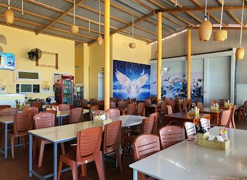 vietnam/phan-thiet/restaurant/lau-ca-com-nieu-hoi-ngo-181-fiona-restaurant