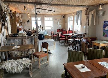 iceland/dalvik/restaurant/gisli-eirikur-helgi-kaffihus-bakkabradra
