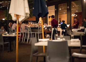 ohio/cleveland/university-circle/restaurant/l-albatros