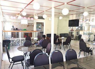 haiti/port-au-prince/restaurant/freaky-snack-bar