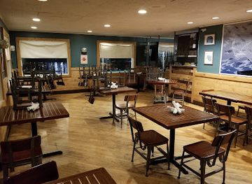 indiana/michigan-city/restaurant/bartlett-s-fish-camp