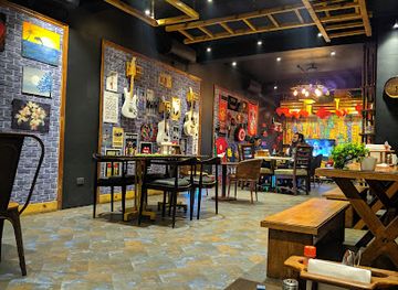 india/guwahati/uzan-bazaar/restaurant/cafe-bellevue