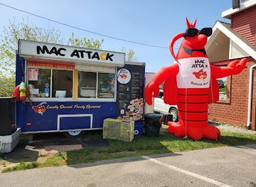 maine/rockland/restaurant/mac-attack