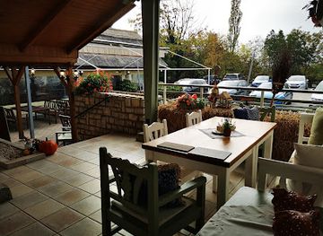 hungary/transdanubia/restaurant/vig-molnar-csarda