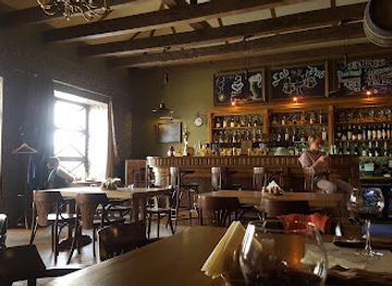 ukraine/uzhhorod/restaurant/lab-pub