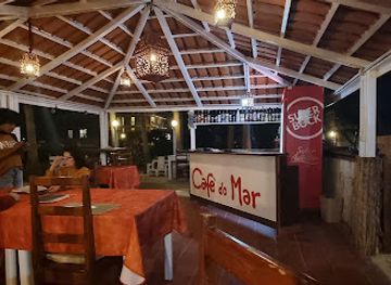 cabo-verde/praia-de-cruz/restaurant/cafe-do-mar