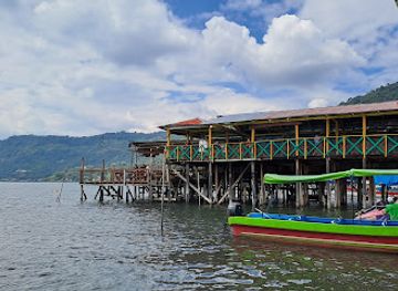 el-salvador/lake-coatepeque/restaurant/restaurante-patricar