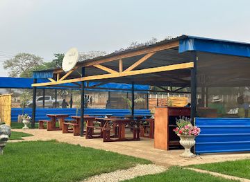 zimbabwe/chinhoyi/restaurant/pacar-wash-restaurant