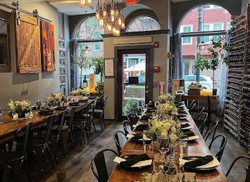 massachusetts/boston/north-end/restaurant/table