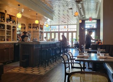 minnesota/minneapolis/restaurant/saint-genevieve