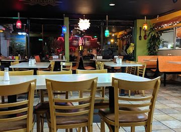 illinois/oak-lawn/restaurant/lucky-burrito