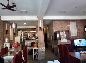 bhutan/sarpang/restaurant/paradise-tomza