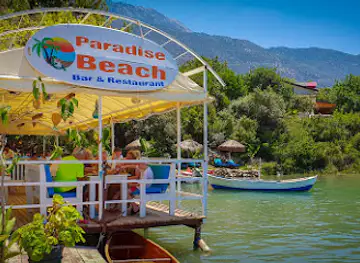 Paradise Beach, Bar and Restaurant