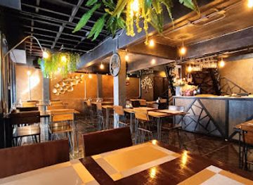 thailand/phi-pan-nam-range/restaurant/atom-resto-phi-phi