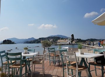 greece/corfu/restaurant/flisvos-the-seaside-experience