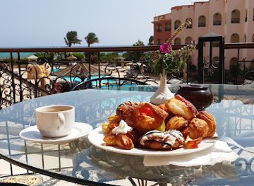 egypt/marsa-alam/restaurant/moqae-markb-shamlol-bmarsy-alam