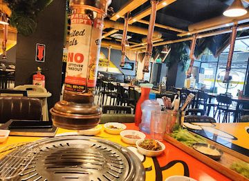 philippines/vigan/restaurant/golden-baboy-vigan