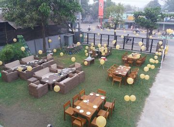 myanmar-burma/pyay/restaurant/easy-bar-grill