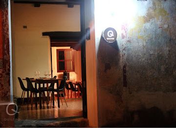 guatemala/antigua-guatemala/restaurant/quiltro