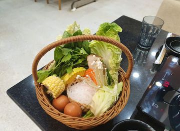 laos/pakse/restaurant/whale-eatery