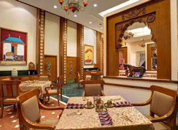 india/gujarat/restaurant/kesar-the-royal-cuisine-of-india