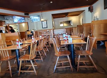 connecticut/danbury/restaurant/widow-brown-s-cafe