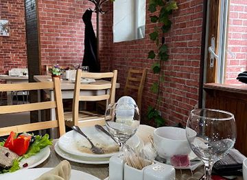 georgia/tbilisi/avlabari/restaurant/gamarjoba