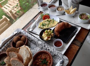 libya/gharyan/restaurant/lavina-house