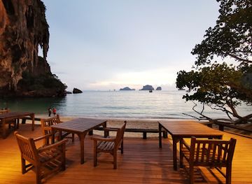 thailand/krabi/restaurant/khrua-phra-nang