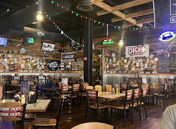 alabama/gulf-coast/restaurant/dick-s-last-resort-orange-beach