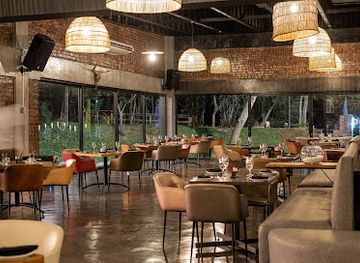 zimbabwe/matabeleland-south/restaurant/king-s-kraal