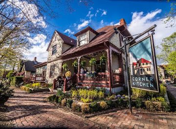 north-carolina/asheville/biltmore-village/restaurant/corner-kitchen