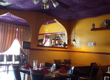 california/joshua-tree-national-park/restaurant/sam-s-indian-food-pizza