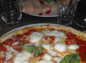 italy/pompeii/restaurant/sofi-restaurant-djbar