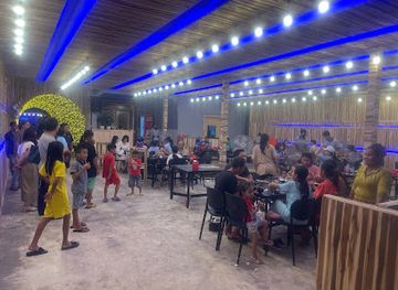 cambodia/kampong-chhnang/restaurant/oyster