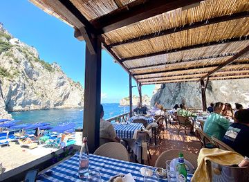 italy/capri/restaurant/da-luigi-ai-faraglioni
