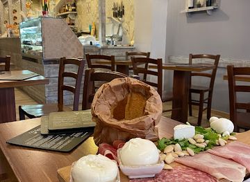 italy/sorrento/restaurant/spizzichiamo