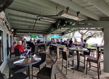 south-carolina/hilton-head-island/restaurant/up-the-creek-pub-grill