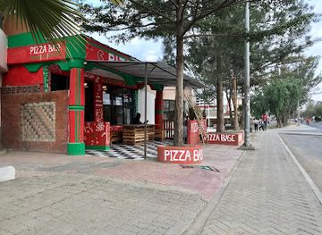 kenya/naivasha/restaurant/pizza-base
